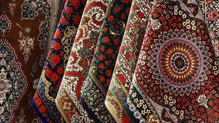 برنامه‌ریزی برای ایجاد نمایشگاه دائمی فرش دستباف قم