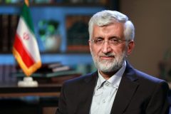 دشمن توان خود را برای توقف انقلاب به کار بسته است