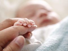 میانگین سن مادران قمی در تولد اولین فرزند ۲۷ سال است