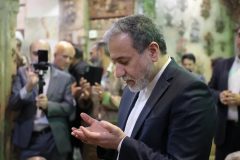 وزیر امور خارجه وارد قم شد