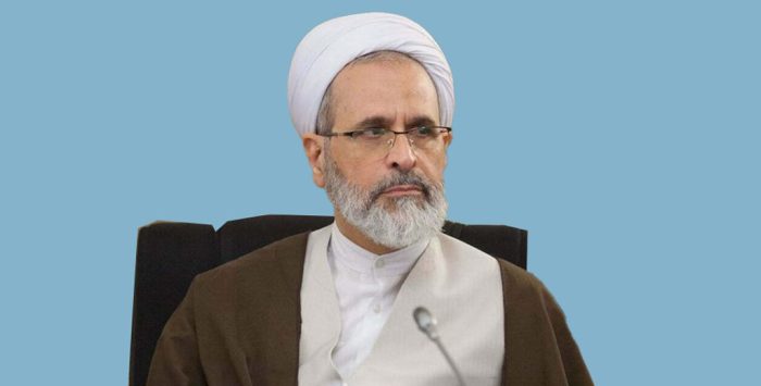 مدیر حوزه‌های علمیه از استاندار قم تقدیر کرد