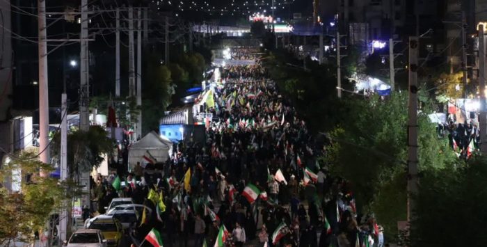 قم الگوی شاخص تجمعات شبانه خیابانی در حمایت از انقلاب اسلامی